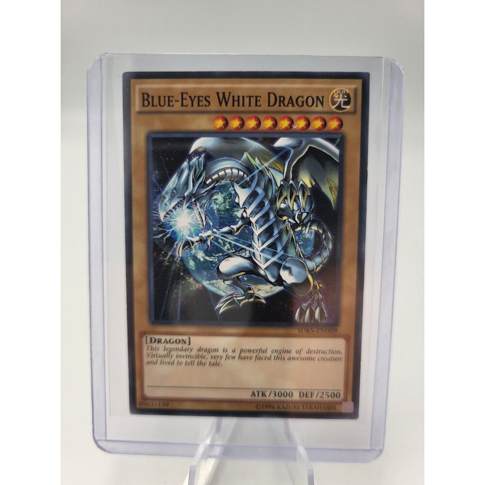 Yugioh! TCG Blue-Eyes White Dragon SDKS-EN009